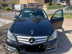 Schwarz Gebraucht 2011 Mercedes C250 Kombi | 3.500 € (Fairer Preis)