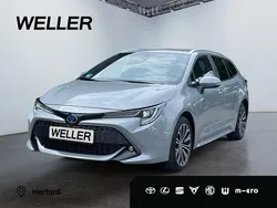 Grau Gebraucht 2022 Toyota Corolla Team Kombi | 23.749 € (Guter Preis)