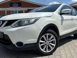 Weiß Gebraucht 2015 Nissan Qashqai SUV | 6.999 €
