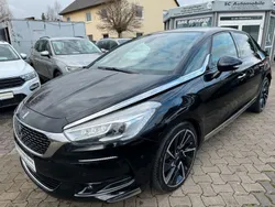 Lackierung schwarz perla nera/ (metallic) Gebraucht 2016 DS Automobiles DS5 Kleinwagen | 11.999 € (Fairer Preis)