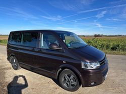 Braun Gebraucht 2013 VW Multivan Van | 22.900 € (Etwas zu teuer)