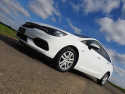 Schneeweiss/summitwhite/arctic Gebraucht 2019 Opel Astra Kombi | 11.499 € (Fairer Preis)