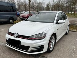 Weiß Gebraucht 2016 VW Golf GTI Limousine | 18.900 € (Fairer Preis)