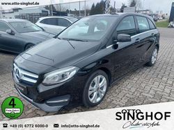 Lack kosmosschwarz (metallic) Gebraucht 2018 Mercedes B200 Urban Van / Kleinbus | 16.490 € (Fairer Preis)
