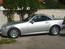 Silber Gebraucht 2001 Mercedes SLK200 Cabrio | 11.000 €