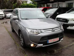 Platinium (metallic) Gebraucht 2014 Mitsubishi Outlander Intense SUV | 8.900 € (Etwas zu teuer)