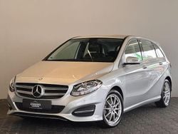 Silber Gebraucht 2015 Mercedes B180 Van / Kleinbus | 16.999 € (Fairer Preis)