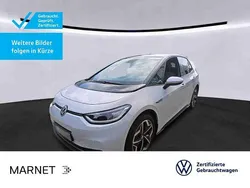 Gletscherweiß metallic/schwarz Gebraucht 2021 VW ID.3 Pro Performance Kleinwagen | 23.930 € (Fairer Preis)