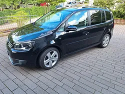Schwarz Gebraucht 2014 VW Touran Cup Van / Kleinbus | 15.900 € (Teuer)