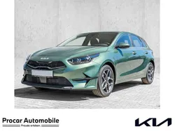 Grün Neu 2025 Kia Ceed Spirit Limousine | 25.990 € (Superpreis)
