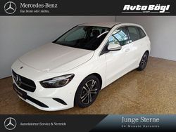 Weiß Gebraucht 2024 Mercedes B220 Advanced Van / Kleinbus | 36.300 € (Guter Preis)