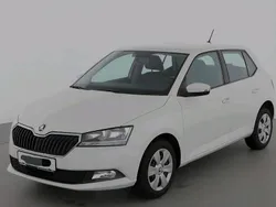 Weiß Gebraucht 2019 Skoda Fabia Active Limousine | 9.000 € (Guter Preis)