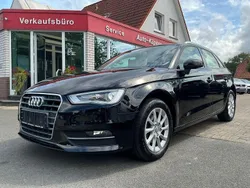 Schwarz Gebraucht 2015 Audi A3 Sportback Attraction Limousine | 13.490 € (Guter Preis)
