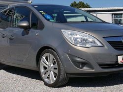 Muskatgrau met Gebraucht 2010 Opel Meriva Edition Van / Kleinbus | 4.390 € (Teuer)
