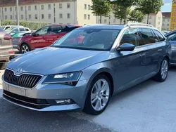Grau Gebraucht 2016 Skoda Superb Ambiente Kombi | 12.499 € (Fairer Preis)