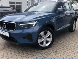 Blau Gebraucht 2024 Volvo XC40 Core SUV | 35.467 € (Guter Preis)