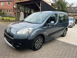 Blau Gebraucht 2013 Peugeot Partner Tepee Active Van / Kleinbus | 4.990 € (Guter Preis)