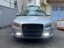 Grau Gebraucht 2005 Audi A4 Kombi | 3.500 € (Fairer Preis)