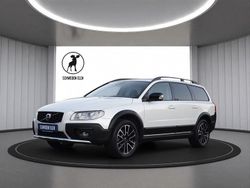 Weiß Gebraucht 2015 Volvo XC70 Linje Svart Limousine | 25.990 € (Fairer Preis)