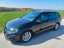 Schwarz Gebraucht 2019 VW Golf VII Comfortline Kombi | 17.850 € (Fairer Preis)
