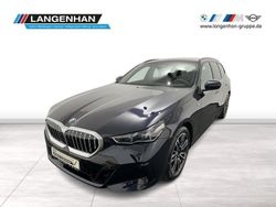 Schwarz Gebraucht 2024 BMW 520 M Sport Kombi | 53.940 € (Guter Preis)