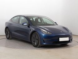 Blau Gebraucht 2021 Tesla Model 3 Limousine | 27.846 € (Fairer Preis)