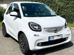 Weiß Gebraucht 2019 Smart ForTwo Cabrio Prime Cabrio | 17.500 € (Fairer Preis)