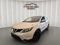 Weiß Gebraucht 2014 Nissan Qashqai SUV | 7.300 € (Fairer Preis)
