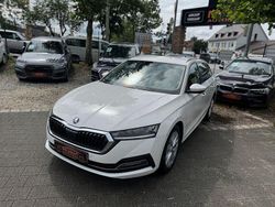 Weiß Gebraucht 2021 Skoda Octavia Style Kombi | 21.950 € (Fairer Preis)