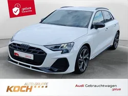 Gletscherweiß metallic Gebraucht 2024 Audi A3 Ambiente Limousine | 36.890 € (Etwas zu teuer)