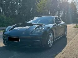 Porsche Panamera 4S