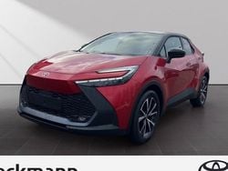 Emotional red 2 (3u5)/ black ( Gebraucht 2024 Toyota C-HR Team SUV | 33.890 € (Superpreis)