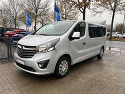 Silber Gebraucht 2016 Opel Vivaro Van | 13.990 € (Fairer Preis)