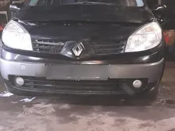 Schwarz Gebraucht 2003 Renault Scénic Van / Kleinbus | 850 €
