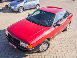 Rot Gebraucht 1987 Audi 80 Limousine | 1.499 €