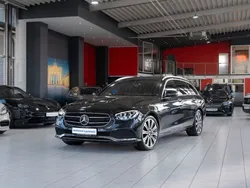 Grün Gebraucht 2020 Mercedes E400 Avantgarde Limousine | 42.980 € (Fairer Preis)