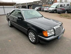 Schwarz Gebraucht 1990 Mercedes E230 Coupé | 12.222 €