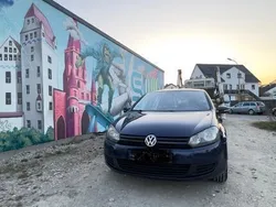 Blau Gebraucht 2009 VW Golf VI Comfortline Limousine | 3.300 €