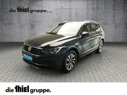 Grau Gebraucht 2022 VW Tiguan Active SUV | 29.790 € (Guter Preis)