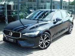 Onyx black metallic Gebraucht 2023 Volvo V60 Core Kombi | 33.900 € (Guter Preis)