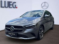 Metalliclack mountaingrau Gebraucht 2024 Mercedes B180 Progressive Van / Kleinbus | 31.720 € (Guter Preis)