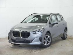 Skyscraper grau metallic Gebraucht 2024 BMW 218 Sport Line Van / Kleinbus | 28.850 € (Fairer Preis)