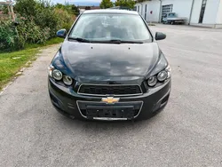 Schwarz Gebraucht 2012 Chevrolet Aveo Limousine | 2.890 € (Fairer Preis)