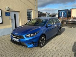 Blue flame metallic/blau Neu 2025 Kia Ceed Sportswagon Kombi | 22.290 € (Guter Preis)