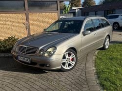 Grau Gebraucht 2006 Mercedes E280 Avantgarde Limousine | 3.980 € (Superpreis)