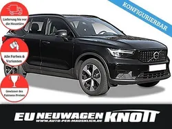 Neu 2025 Volvo XC40 SUV | 31.990 €