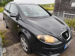 Grau Gebraucht 2009 Seat Altea XL Van / Kleinbus | 3.800 € (Etwas zu teuer)