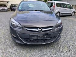 Grau Gebraucht 2015 Opel Astra Edition Kombi | 5.500 € (Fairer Preis)