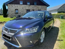 Blau Gebraucht 2017 Lexus CT200h Kombi | 17.100 € (Teuer)