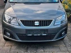 Grau Gebraucht 2015 Seat Alhambra Van / Kleinbus | 10.500 € (Fairer Preis)